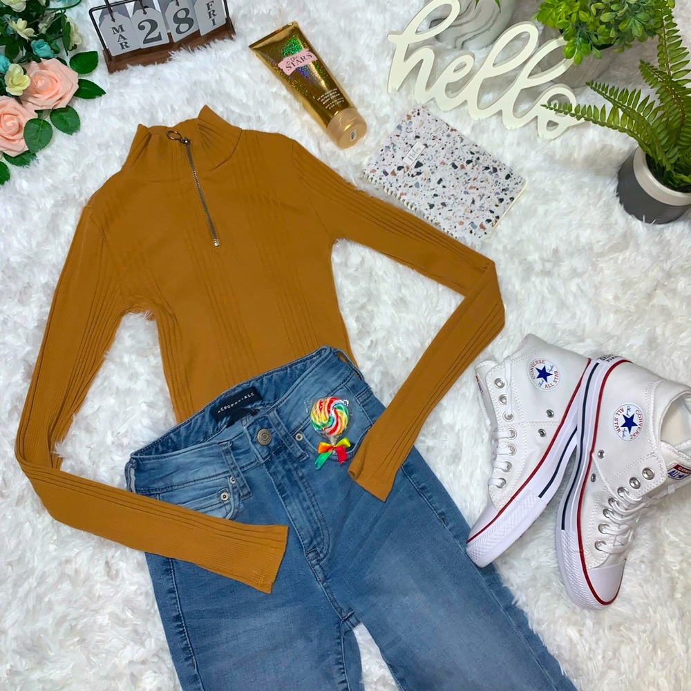 Aeropostale Women’s Extra Small Long-Sleeve Shirt